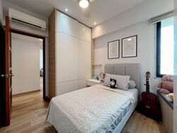 Simsville (D14), Condominium #585020471